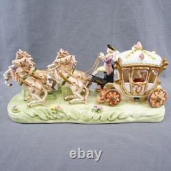 Royal Coach Horse Drawn Carriage Capodimonte Armani Reproduction Porcelain VTG
