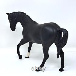 Royal Doulton Black Beauty Horse Matte Porcelain Figurine DA 25 Made in England