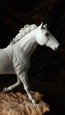 Royal Doulton DA 245 Milton Horse Figure Ltd Edition No 530