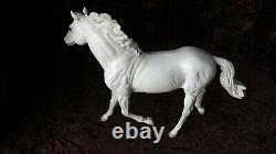 Royal Doulton DA 245 Milton Horse Figure Ltd Edition No 530
