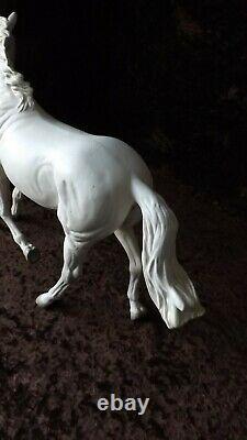 Royal Doulton DA 245 Milton Horse Figure Ltd Edition No 530