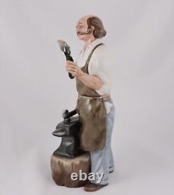 Royal Doulton Figurine The Blacksmith HN2782