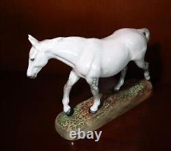 Royal Doulton Grey Mare Horse HN 2570 1941-1967(David Lawrence Estate, US News)