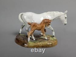 Royal Doulton Gude Grey Mare and Foal HN2532