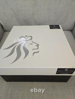 Royal Doulton Horse Palomino Figurine 9tallX8long. New in box. Never displayed