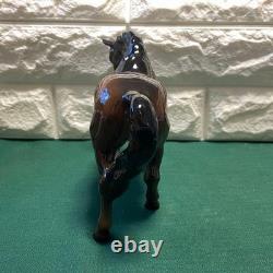 Royal Doulton Stocky Jogging Mare Horse Figurine England Vintage Brown Beauty