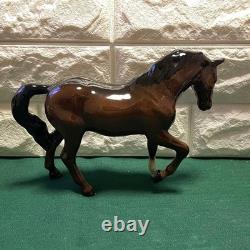 Royal Doulton Stocky Jogging Mare Horse Figurine England Vintage Brown Beauty
