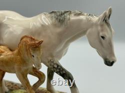 Royal Doulton The Gude Grey Mare Mare & Foal Figurine, HN 2532 WithRare Stamp