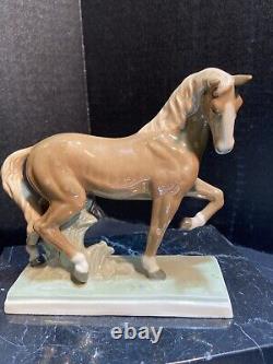 Royal Dux Karl Wanke Vintage Horse Porcelain Figurine Czechoslovakia Signed