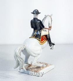 Sculpture Horse Porcelain Unter Weiss Bach Levadé Spanish Riding School Vienna