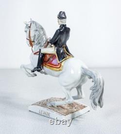 Sculpture Horse Porcelain Unter Weiss Bach Levadé Spanish Riding School Vienna