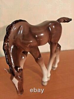 Soviet Era Porcelain Figurine Grazing Stallion. Home Décor. USSR