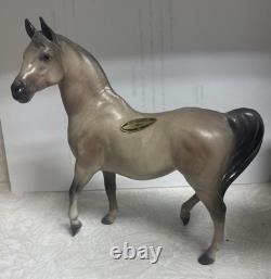 Spectacular Hagen Renaker ZARA, ARABIAN MARE Light Rose Grey. B-655