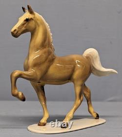 VHTF SR Hagen Renaker American Saddlebred Horse Palomino with Blue Ribbons 30 Made