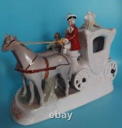VINTAGE Horse Drawn Carriage Royal Family Figurine Porcelain 9 Gold Trim