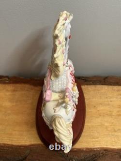 VTG, LENOX, 2002, The Sweethearts Carousel Horse. Hand Painted. 24K Accents. COA! (H8)
