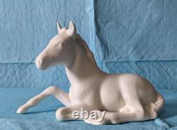Very Rare Beswick Horse a Pure White Lying Foal Very Rare Beswick Horse a Pure White Lying Foal