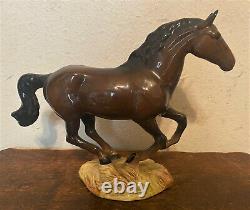 Vintage BESWICK Porcelain Galloping Bay Running Horse Figurine, 1374 England