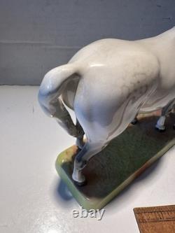 Vintage Beswick 2 Horse Figurine Dapple Gray Mare & Foal Colt 1811 Excellent