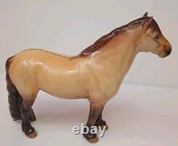 Vintage Beswick 7 Highland Pony Mackionneach (Leg Repaired)