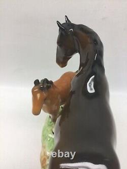 Vintage Beswick Mare And Foal Porcelain Horse Figurine