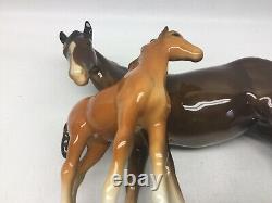 Vintage Beswick Mare And Foal Porcelain Horse Figurine