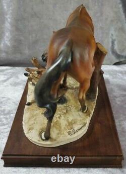 Vintage Capodimonte Giuseppe Armani Mare & Foal 169 Figurine