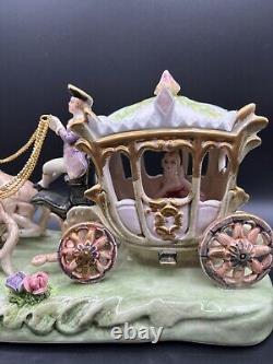 Vintage Capodimonte Neopolitan Porcelain Horse Drawn Royal Carriage Cinderella