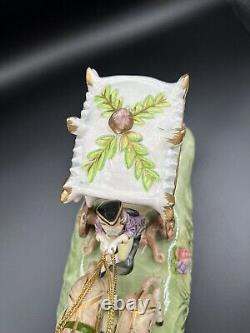 Vintage Capodimonte Neopolitan Porcelain Horse Drawn Royal Carriage Cinderella