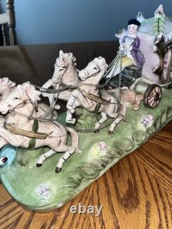 Vintage Capodimonte Porcelain Horse Drawn Carriage Italy EUC
