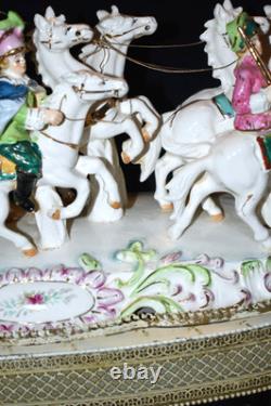 Vintage Capodimonte Style Porcelain Cinderella Carriage Horses TV Lamp 19LX8WX14