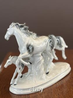 Vintage Carl Scheidig Grafenthal Porcelain Group Of Running Horses Figurine