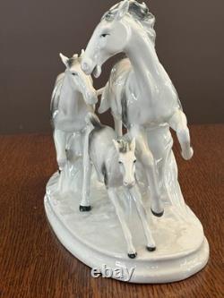 Vintage Carl Scheidig Grafenthal Porcelain Group Of Running Horses Figurine