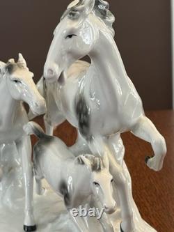 Vintage Carl Scheidig Grafenthal Porcelain Group Of Running Horses Figurine