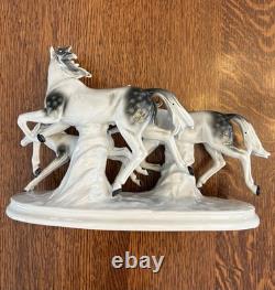 Vintage Carl Scheidig Grafenthal Porcelain Group Of Running Horses Figurine