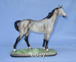 Vintage Ceramic Horse figurine TB Man Of War Goldscheider USA grey Everlast