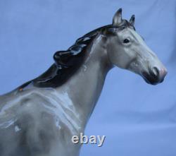 Vintage Ceramic Horse figurine TB Man Of War Goldscheider USA grey Everlast
