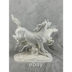 Vintage Cuernavaca Horses White Porcelain Running Figures 20
