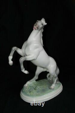 Vintage Figure Horse Stallion Statue Wilhelm Thomasch 1016 Austria porcelain