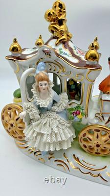 Vintage Gerold Porzellan Tettau Bavaria Horse Drawn Carriage Figurine Gold