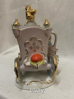 Vintage Gerold Porzellan Tettau Bavaria Horse Drawn Carriage Figurine Gold, Lace