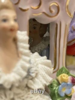 Vintage Gerold Porzellan Tettau Bavaria Horse Drawn Carriage Figurine Gold, Lace