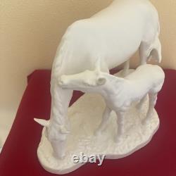 Vintage Goetz bisque porcelain horse and foal figurine. Signed. MINT CONDITION