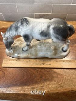 Vintage H S Unterweissbach German Porcelain Horse Grazing