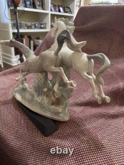 Vintage LLADRO Running Horse Porcelain Figurine NO BOX MINT CONDITION