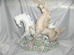 Vintage Large Porcelain 2 Stallions Horses Statue Figurine Sculpture NICE