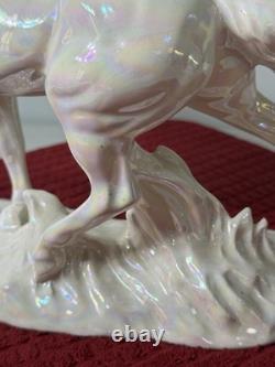 Vintage Maureen Love Ceramic Horse StatueWhite Pearl IridescentBEAUTIFUL