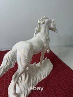 Vintage Maureen Love Ceramic Horse StatueWhite Pearl IridescentBEAUTIFUL