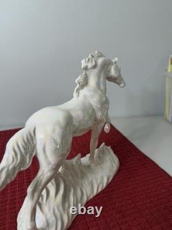 Vintage Maureen Love Ceramic Horse StatueWhite Pearl IridescentBEAUTIFUL