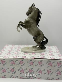 Vintage Royal DUX Bohemia Porcelain Horse Figurine 12H Czech Republic Withbox